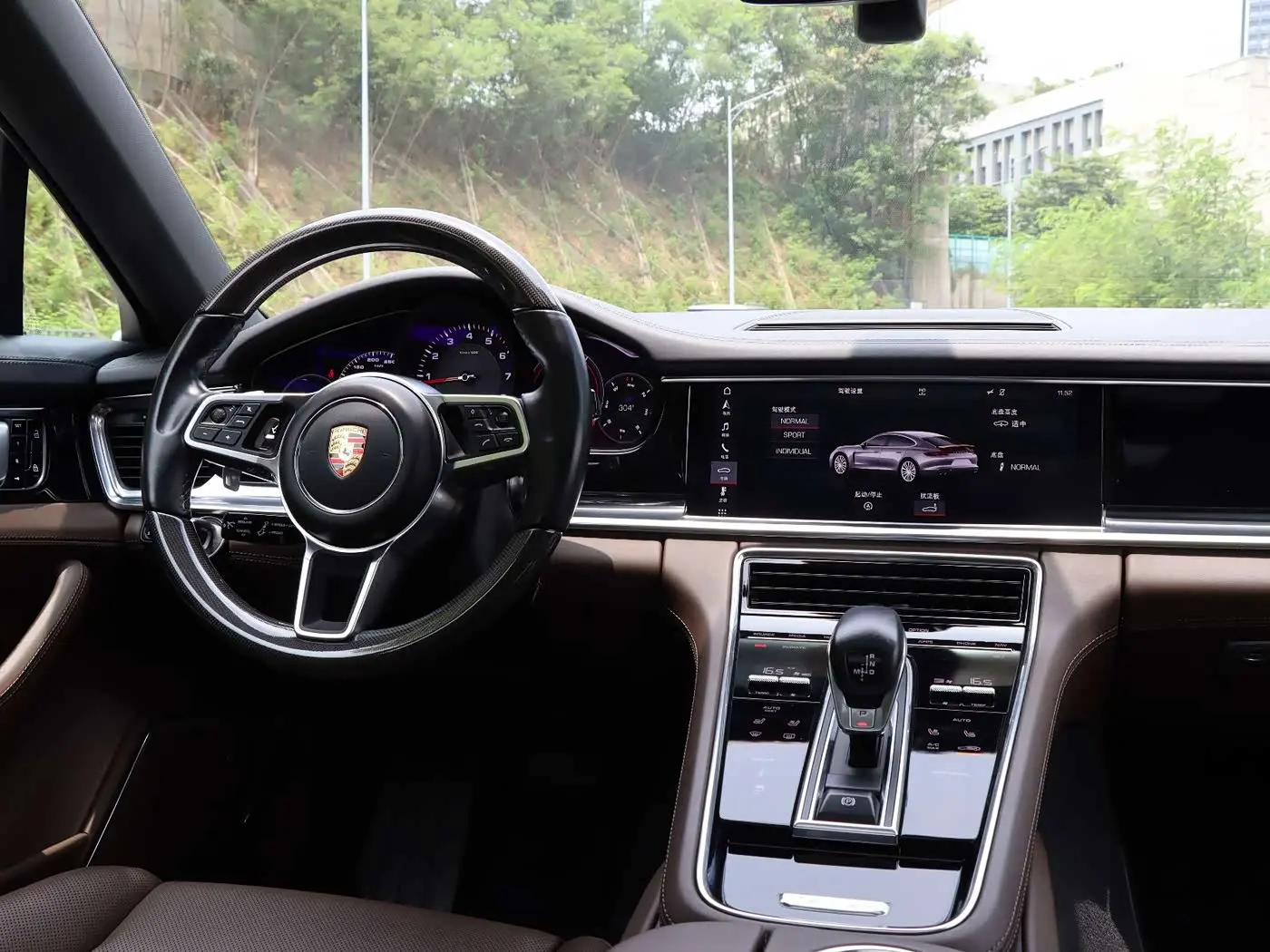 Porsche Panamera 2020 — Photo 16/19