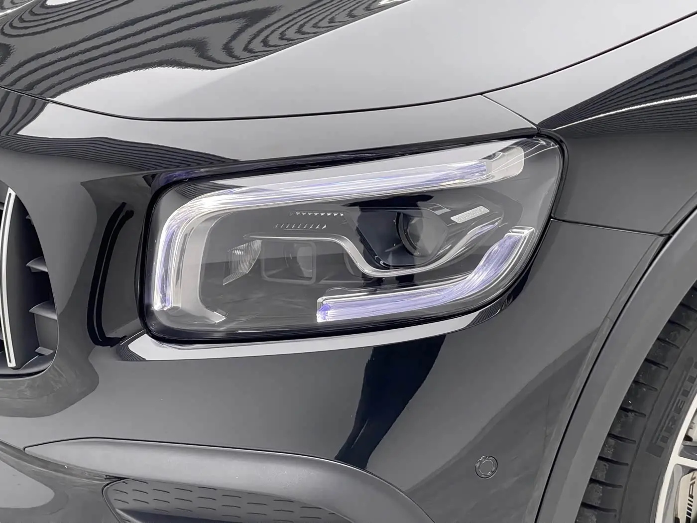 Mercedes-Benz GLB AMG 2022 — Photo 18/20