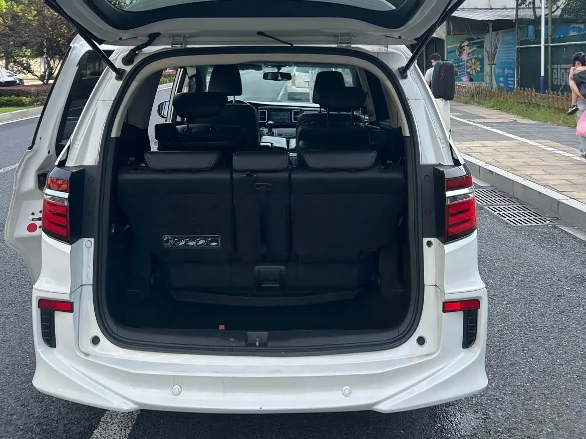 Honda Elysion 2019 — Photo 15/20