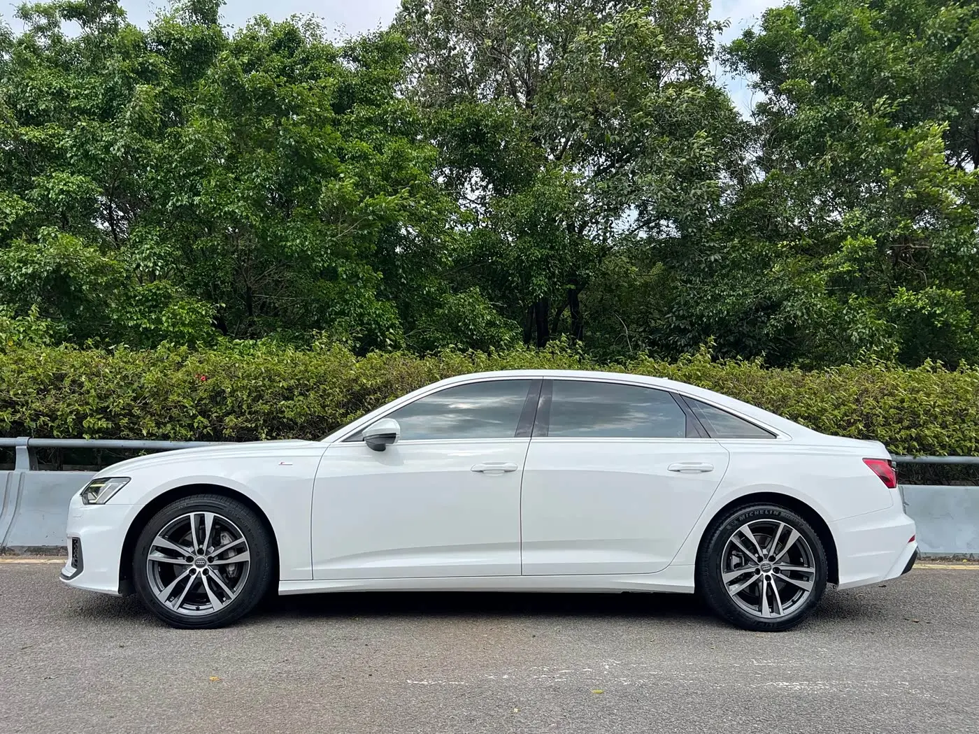 Audi A6L 2020 — Şəkil 3/18