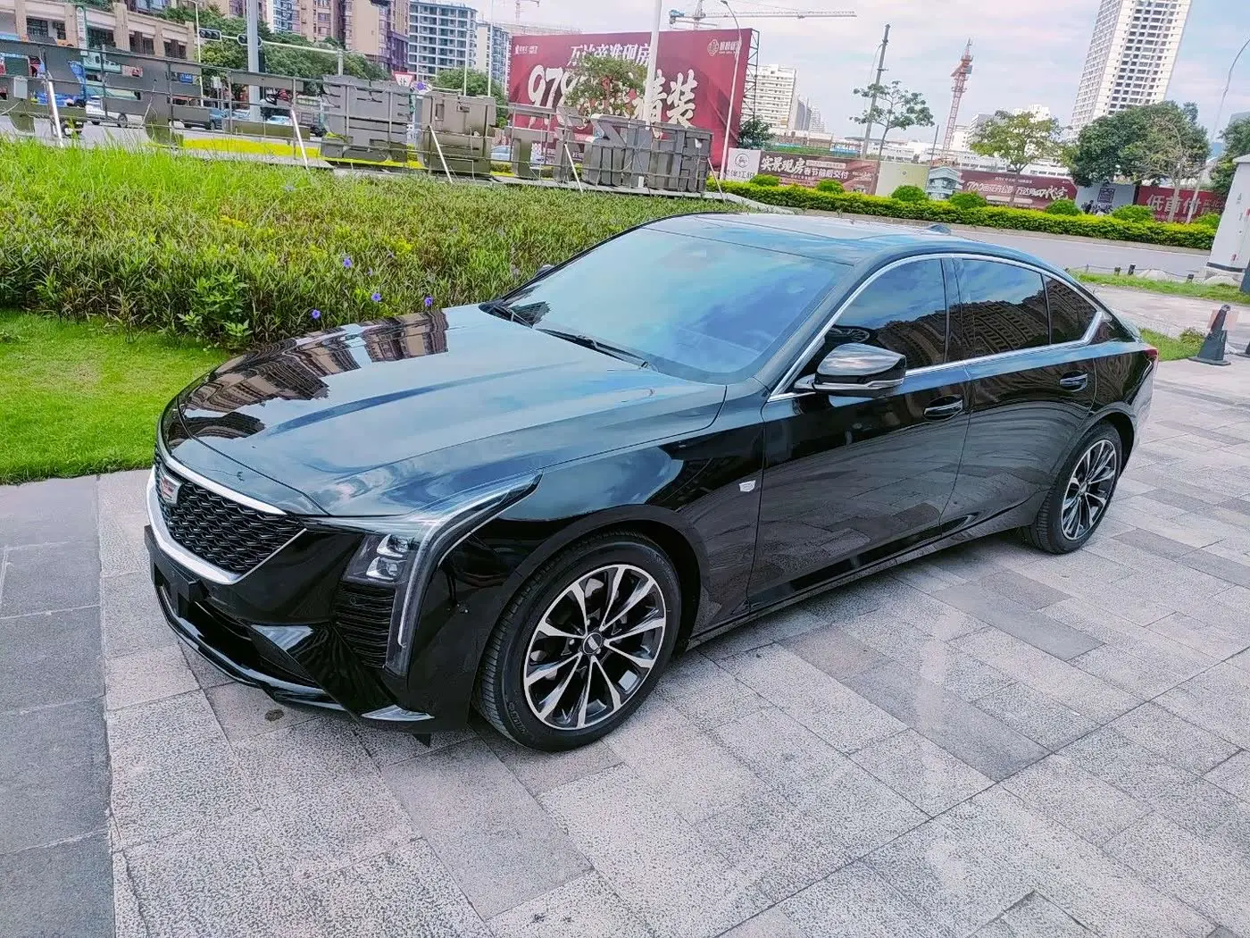 Cadillac CT5 2025 — Фото 3/20