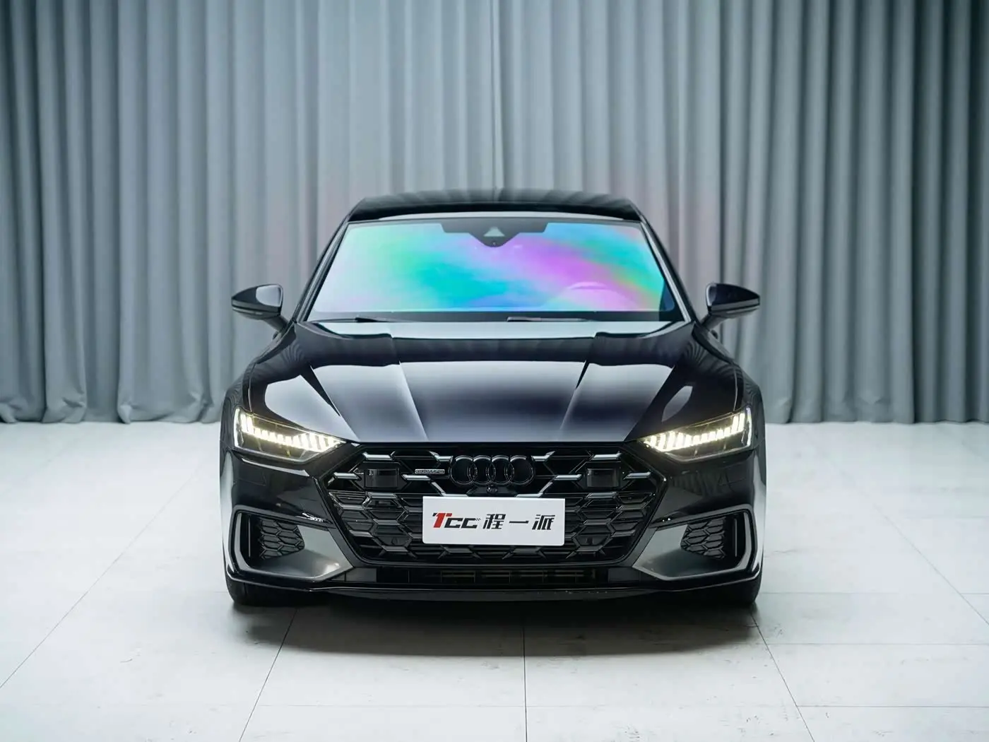 Audi A7L 2025 — Şəkil 2/11