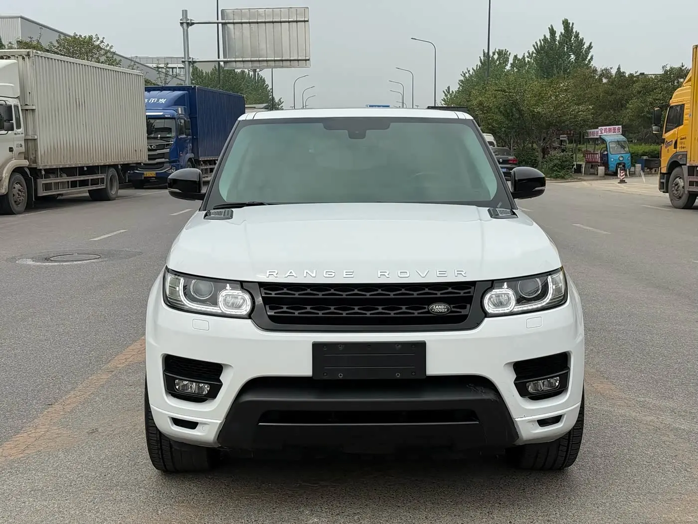 Land Rover Range Rover Sport 2015 — Photo 2/15