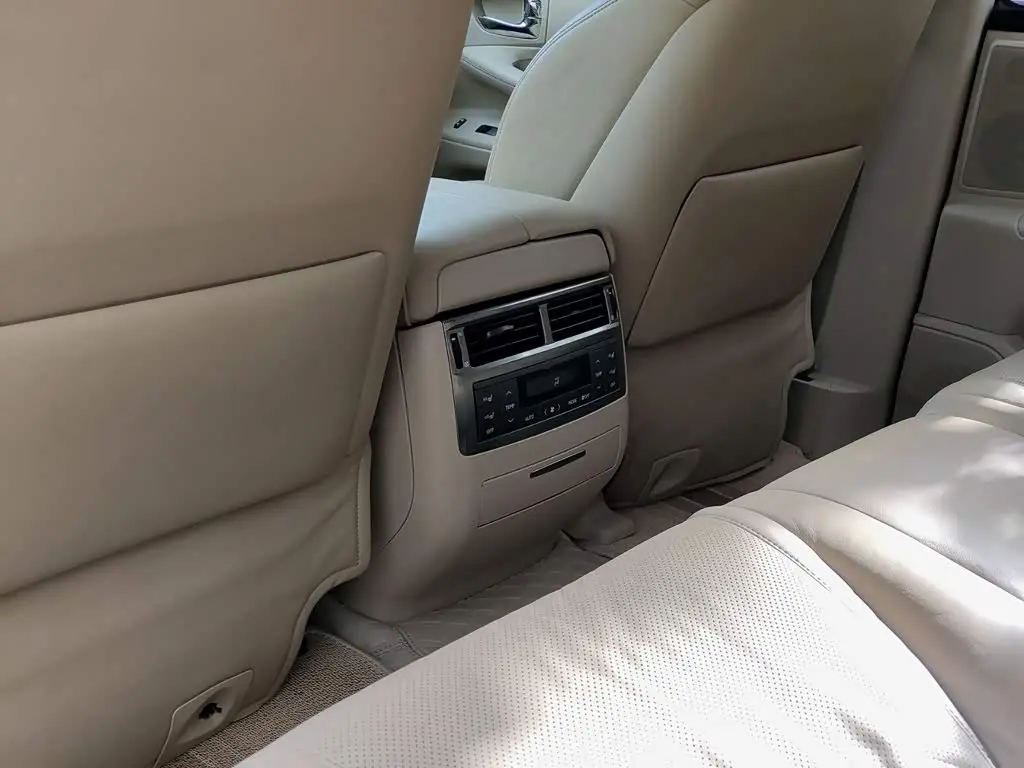 Lexus LX 2009 — Şəkil 9/11