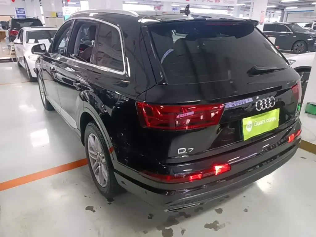 Audi Q7 2019 — Şəkil 5/20