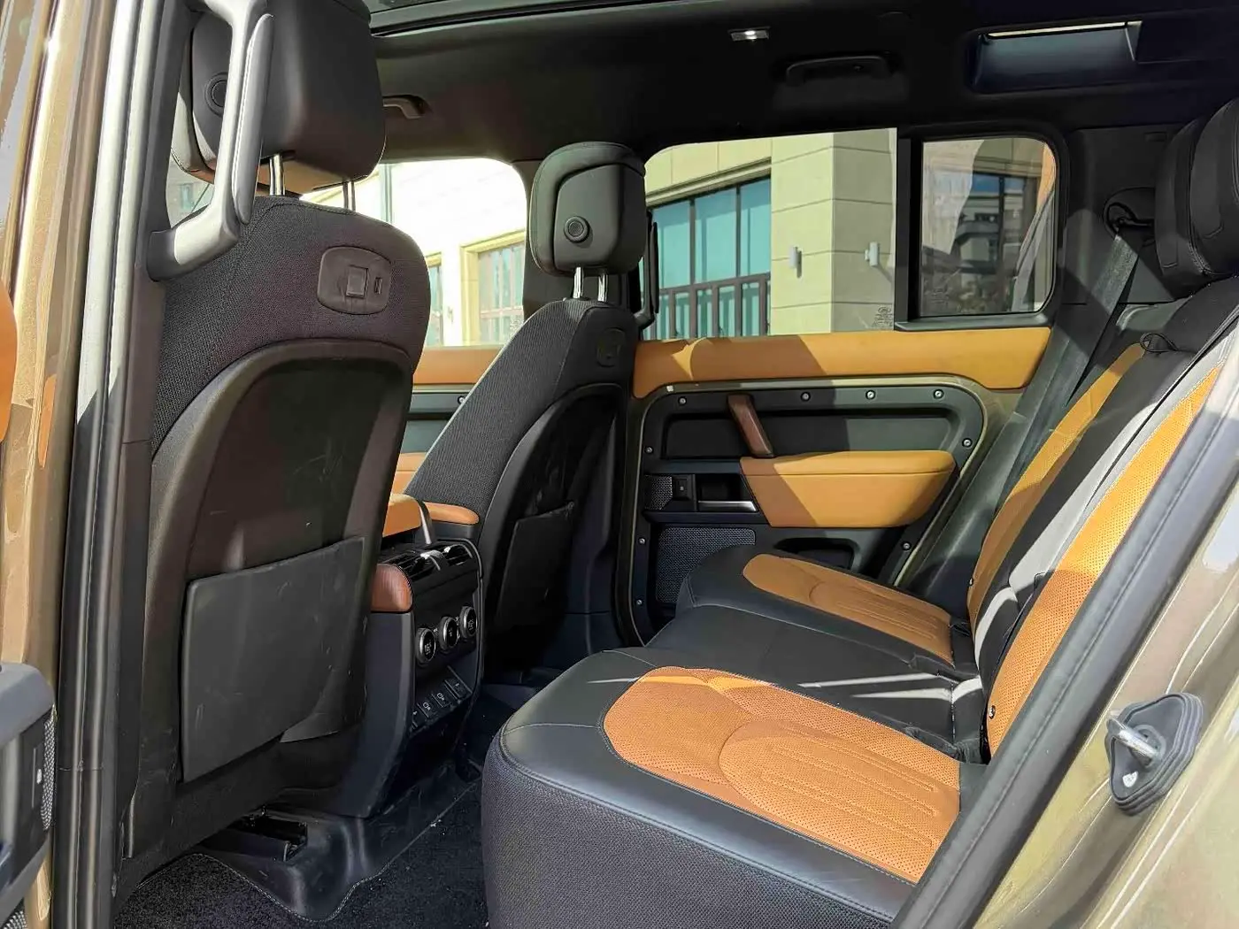 Land Rover Defender 2021 — Şəkil 6/9