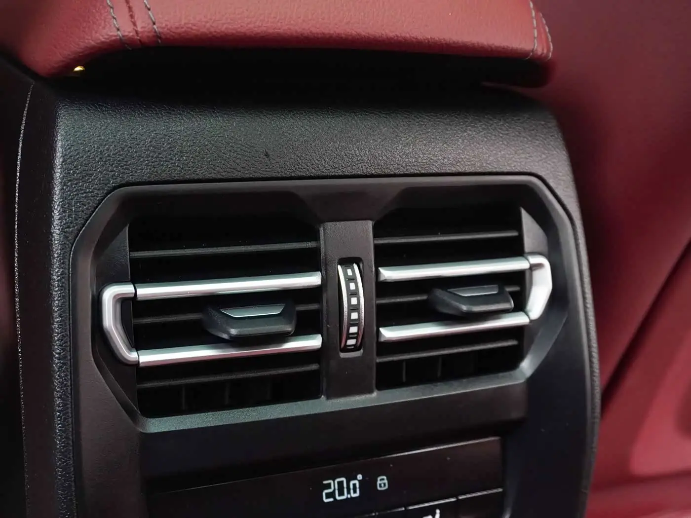 BMW 3 Series 2023 — Şəkil 16/20