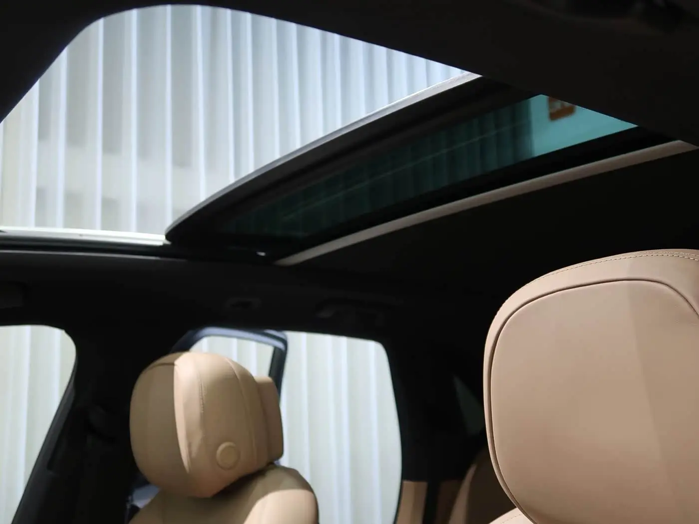 Porsche Cayenne 2019 — Photo 8/17