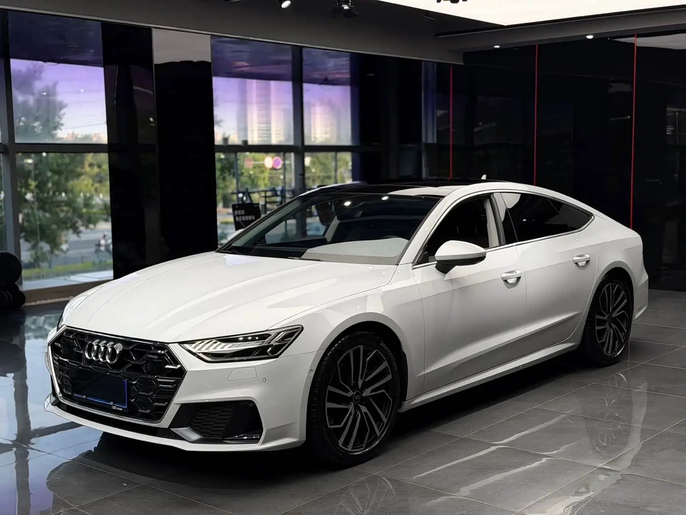 Audi A7 2024 — Photo 1/14