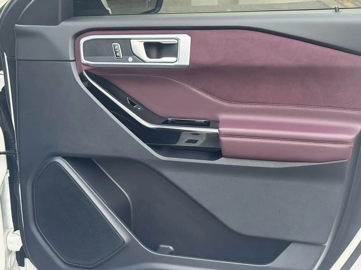 Ford Explorer 2024 — Şəkil 17/20