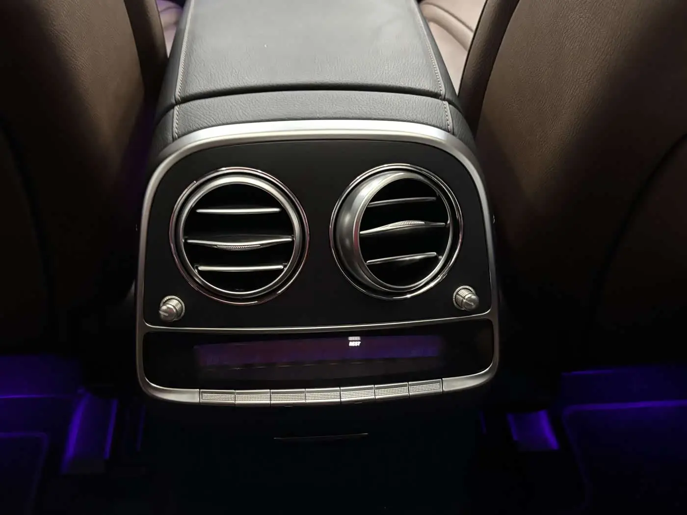 Mercedes-Benz S-Class 2021 — Photo 19/20