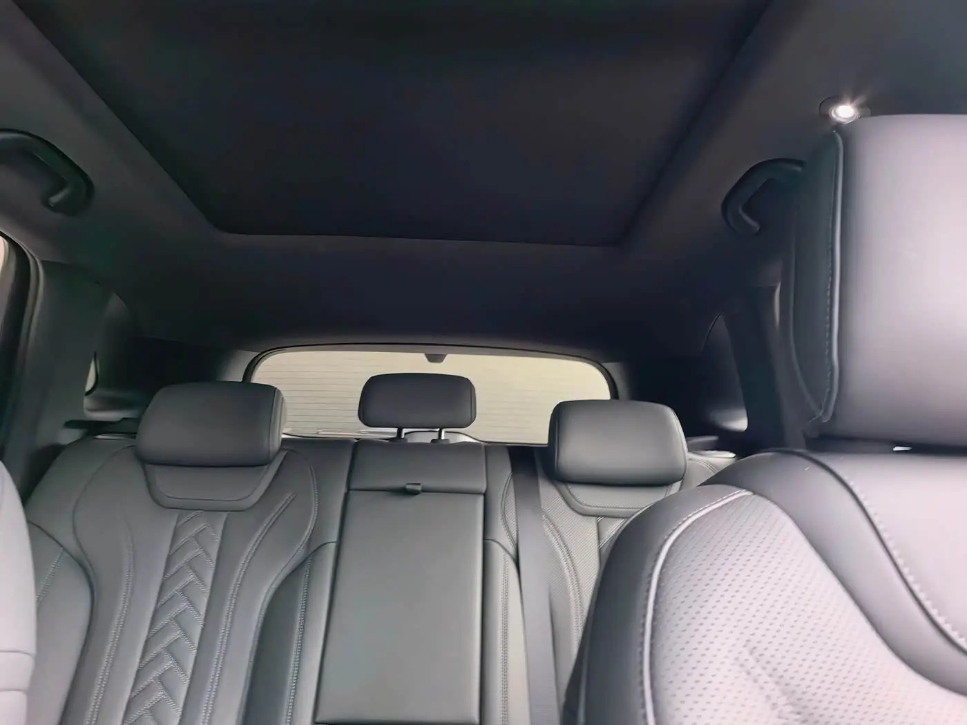 BYD Song L DM-i 2025 — Photo 4/9