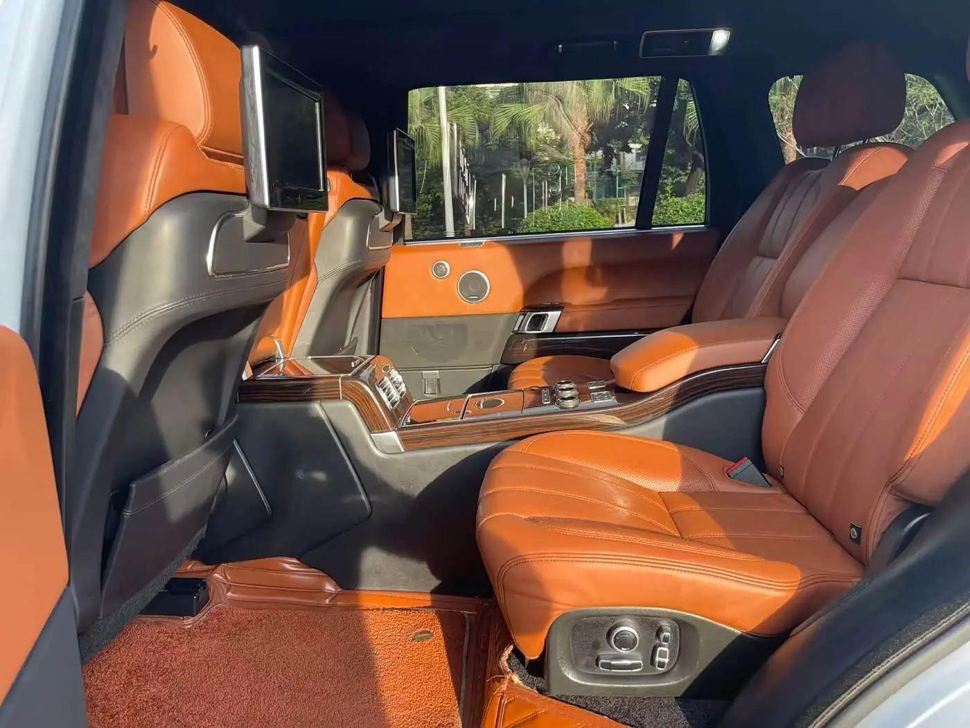 Land Rover Range Rover 2017 — Photo 5/18
