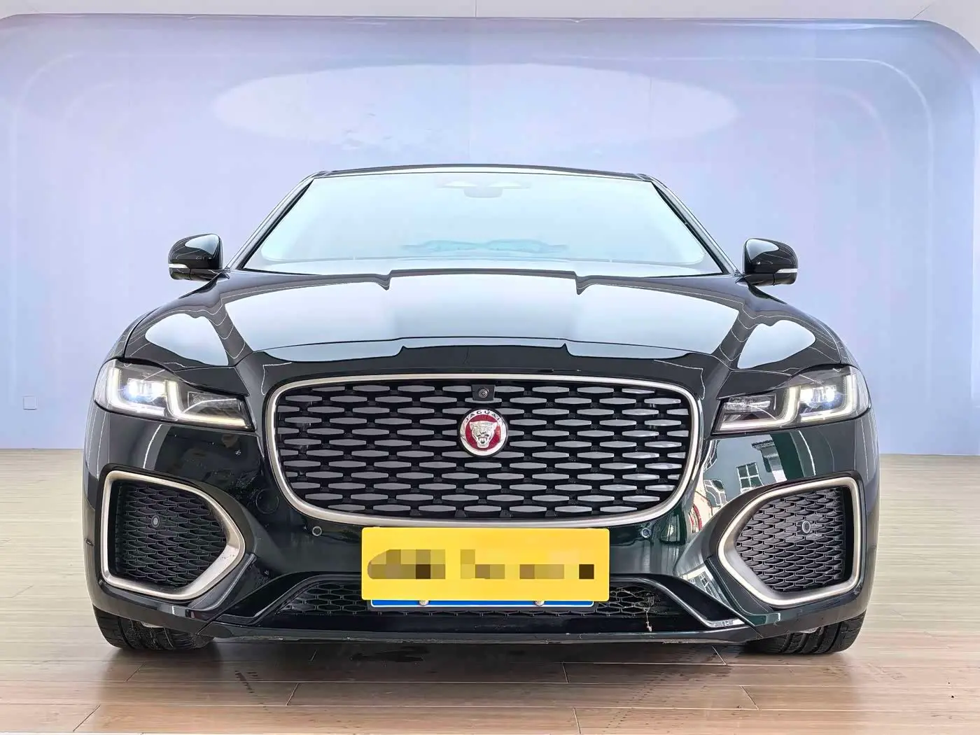 Jaguar XFL 2025 — Photo 19/20