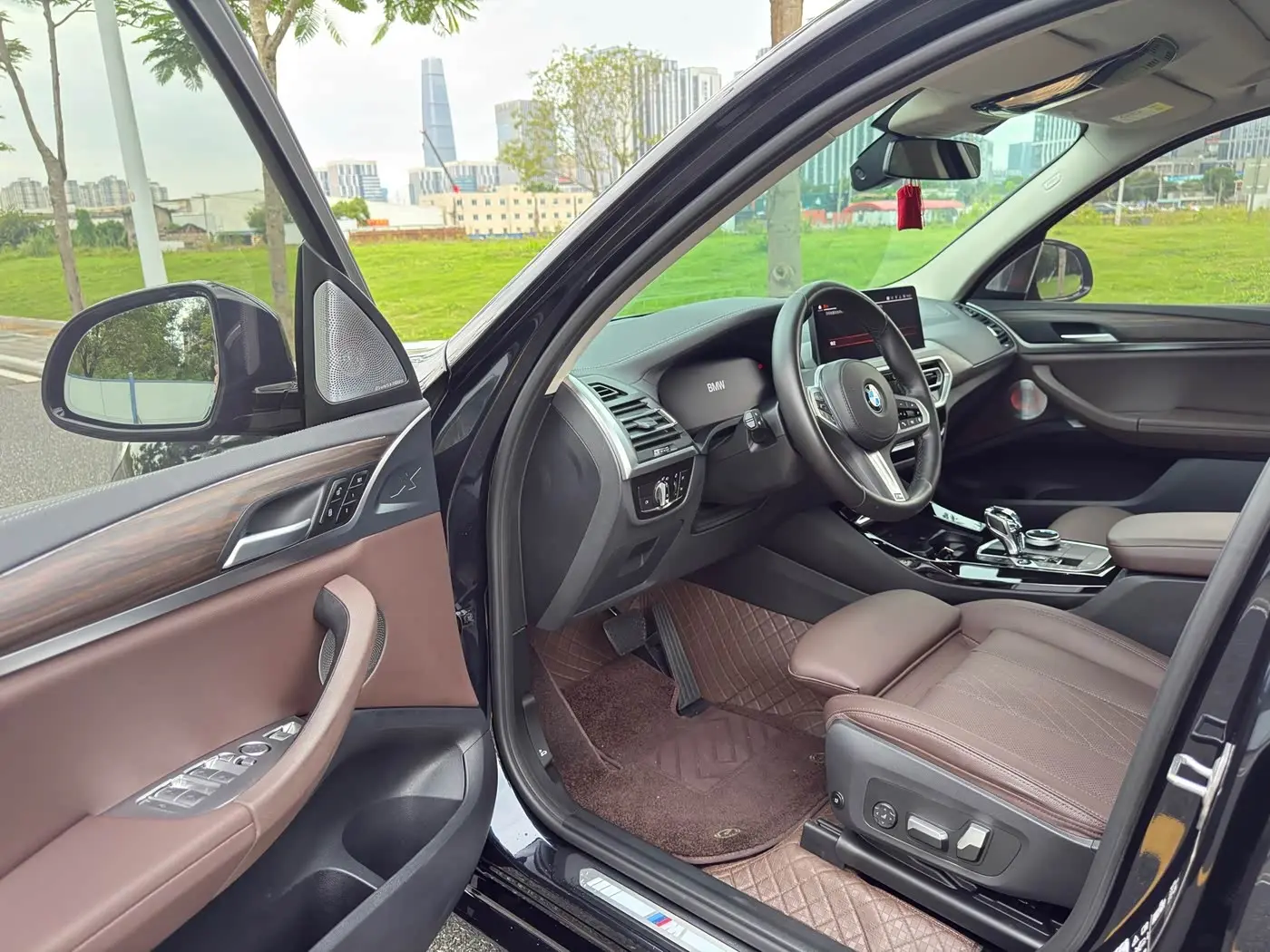 BMW X3 2022 — Photo 4/12