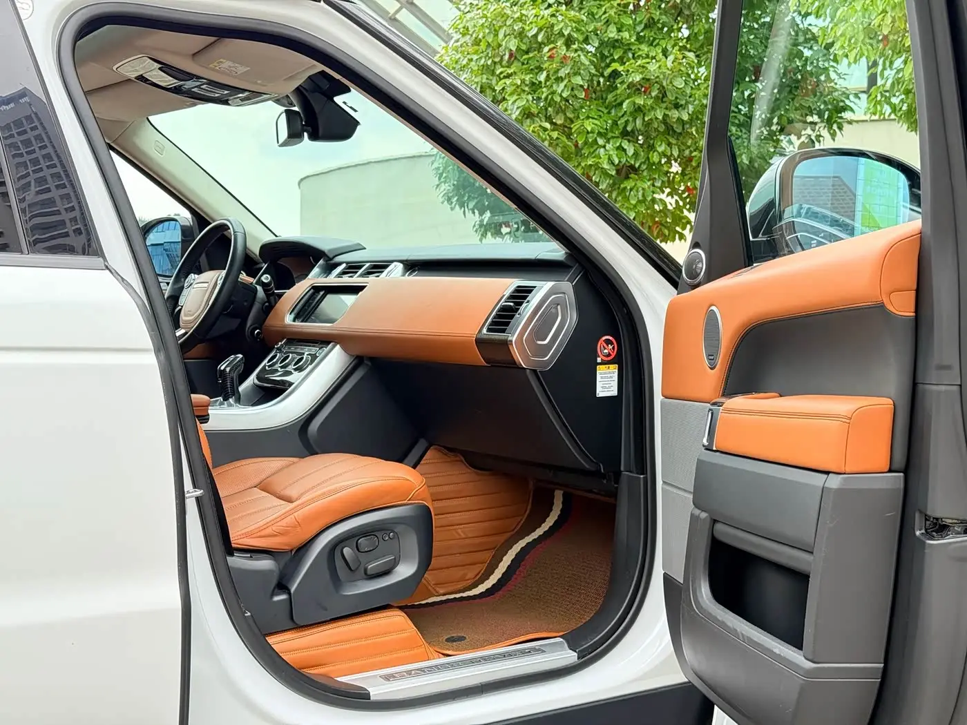 Land Rover Range Rover Sport 2015 — Şəkil 11/20
