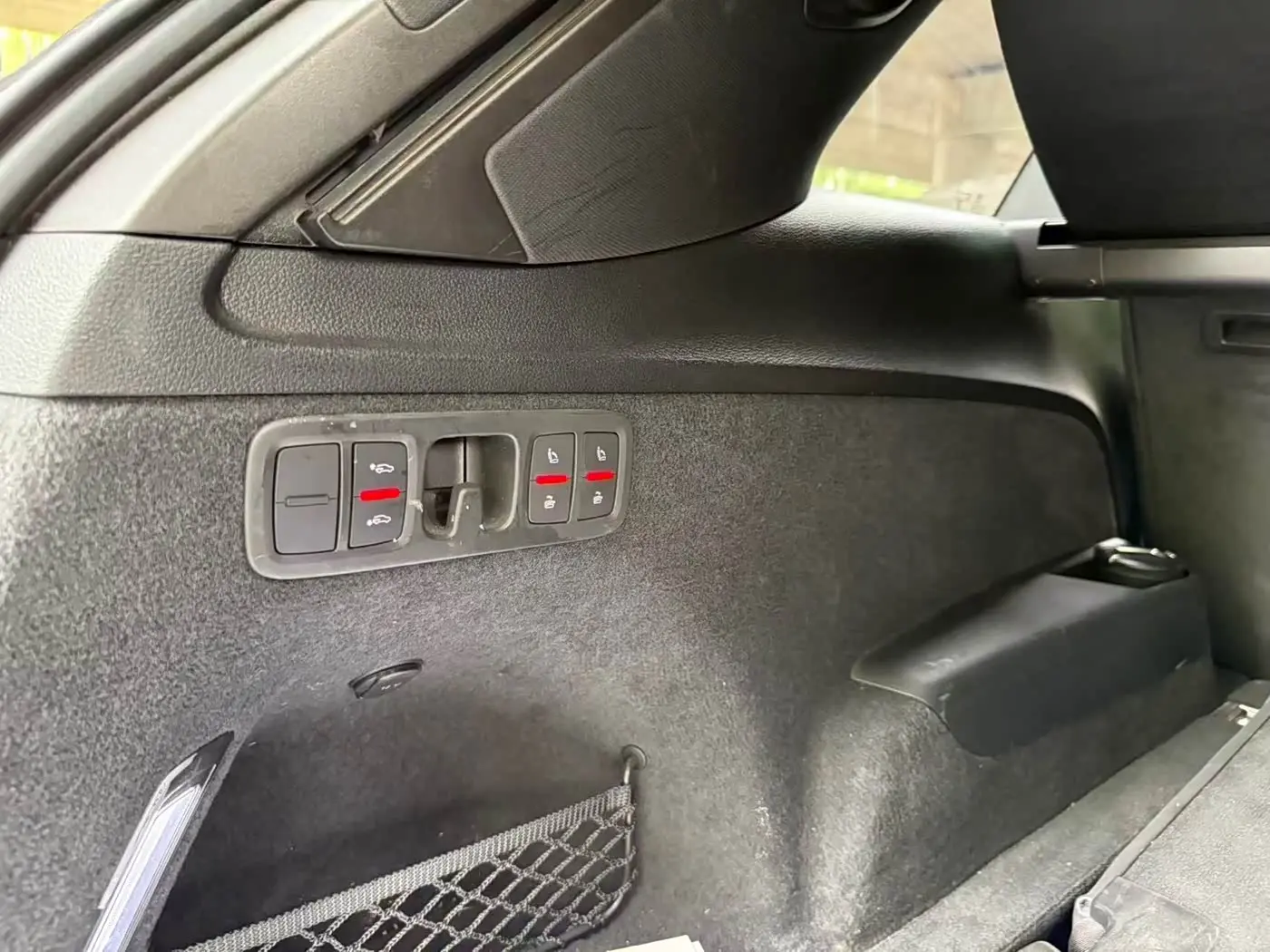 Audi Q7 2022 — Photo 16/16