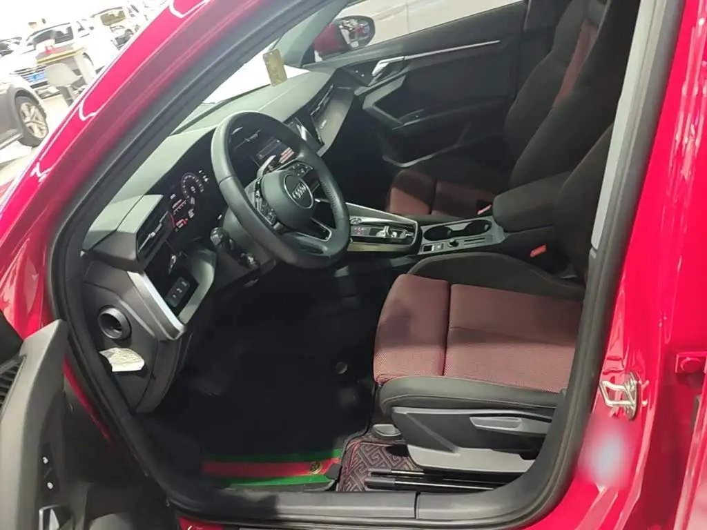 Audi A3 2021 — Şəkil 15/20