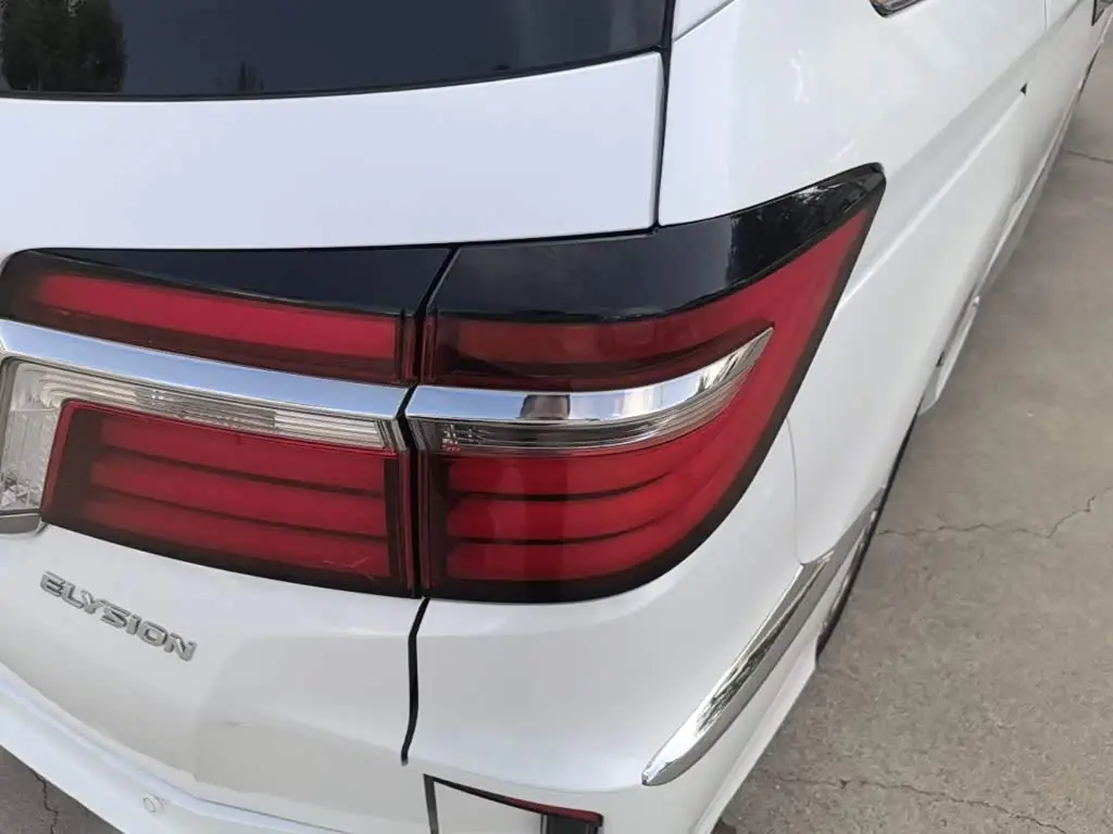 Honda Elysion 2019 — Photo 8/20