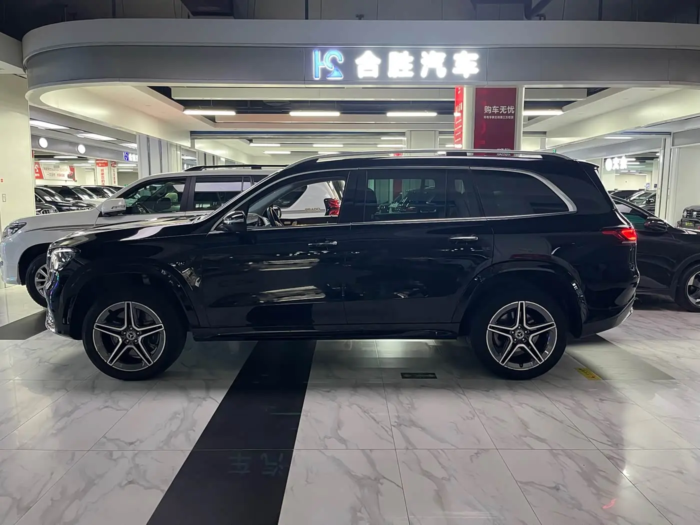 Mercedes-Benz GLS 2023 — Фото 5/20