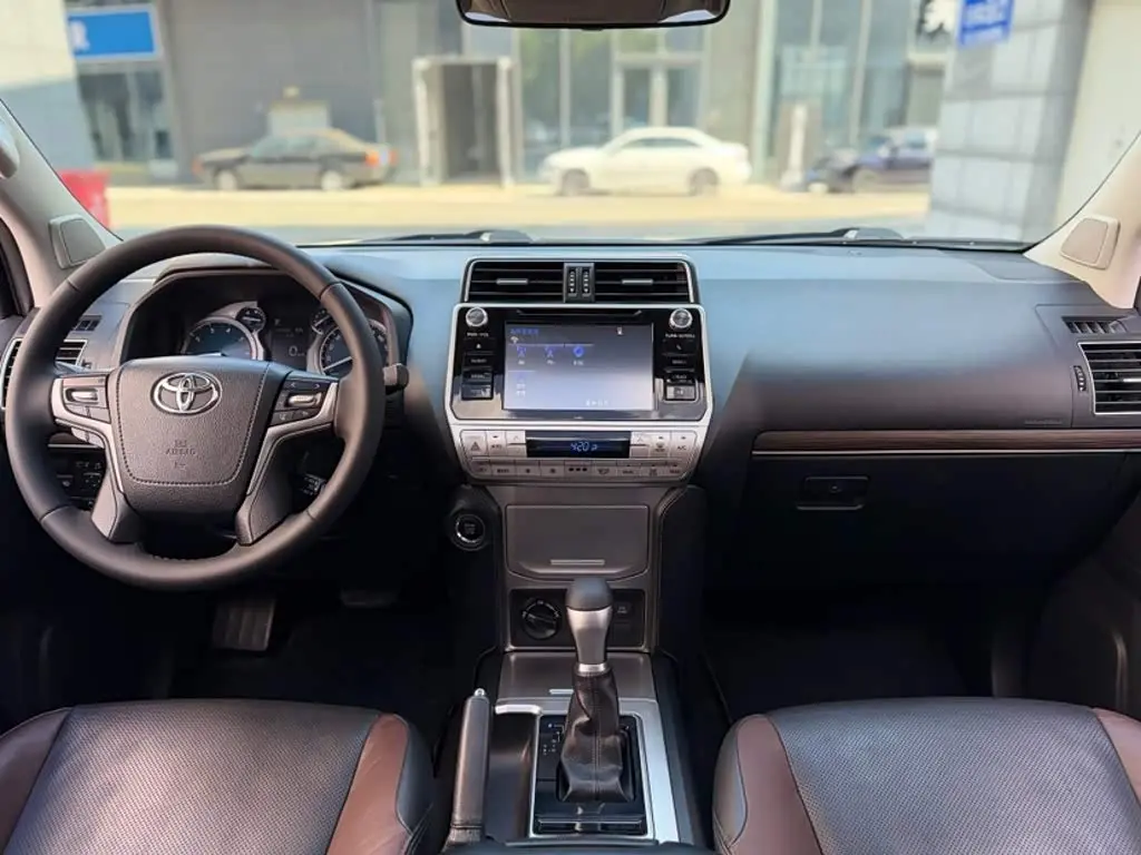 Toyota Prado 2020 — Фото 13/19