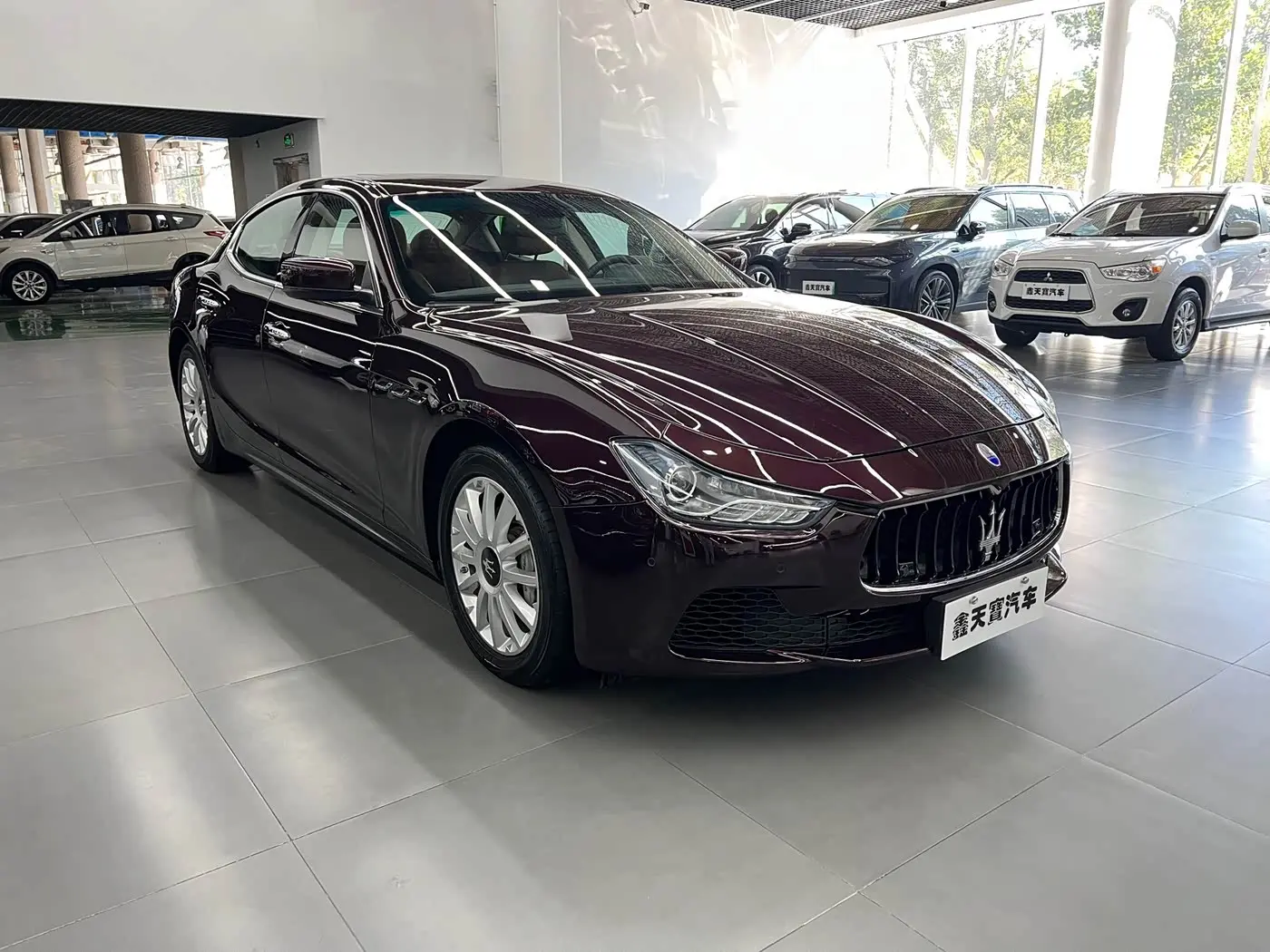 Maserati Ghibli 2016 — Фото 4/9