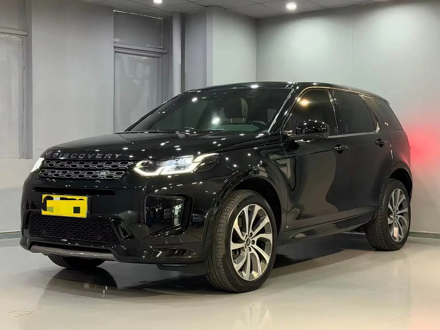 Land Rover Discovery Sport, 2020