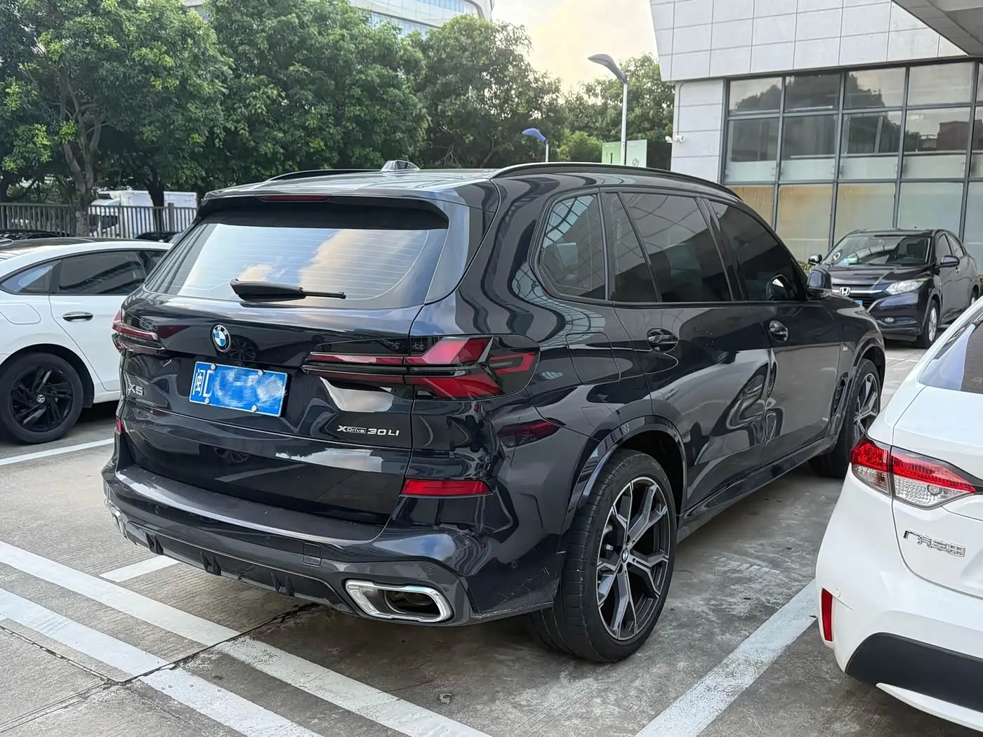 BMW X5 2024 — Photo 5/13