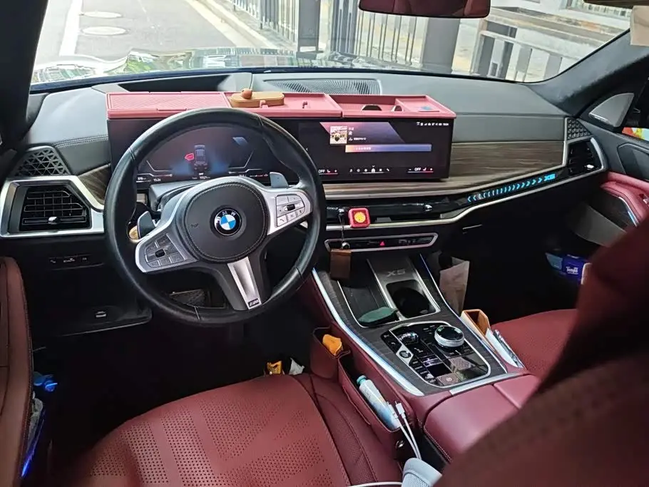 BMW X5 2023 — Photo 11/15