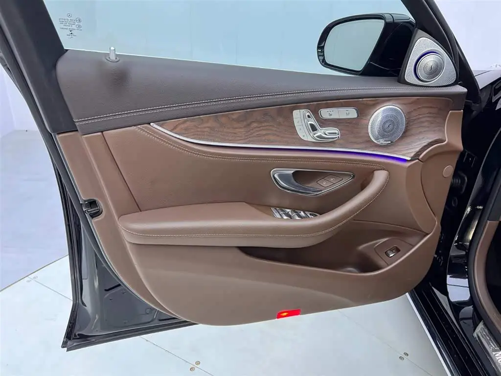 Mercedes-Benz E-Class 2020 — Şəkil 16/20