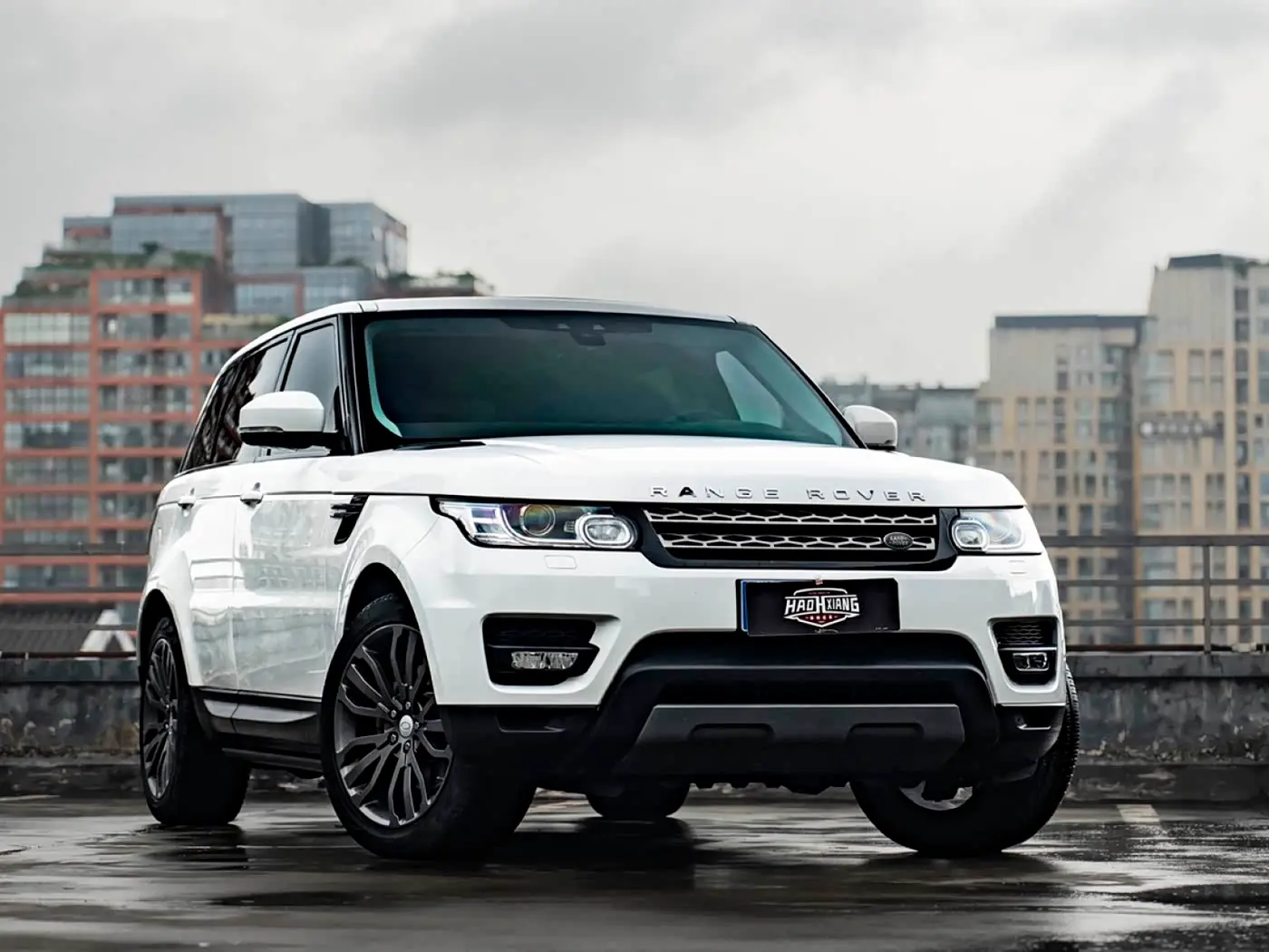 Land Rover Range Rover Sport 2017 — Фото 2/11