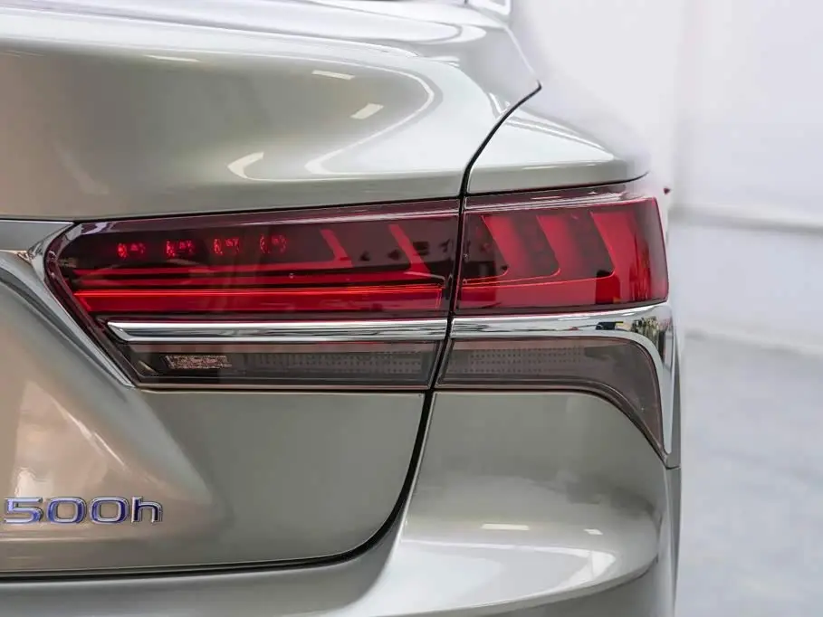 Lexus LS 2020 — Фото 15/17