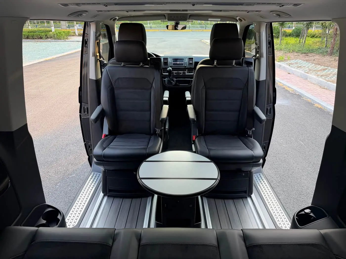 Volkswagen Multivan 2019 — Фото 20/20