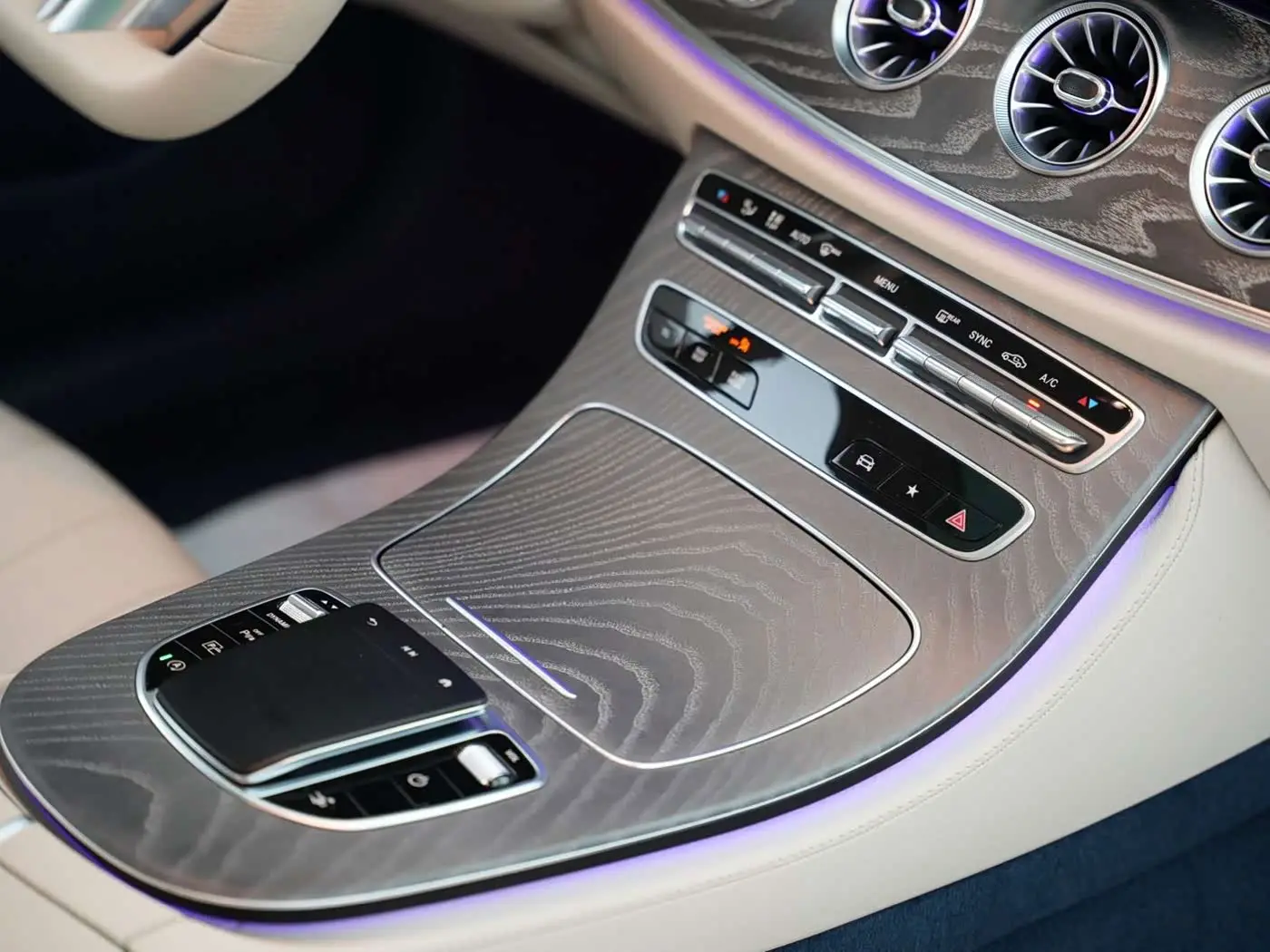 Mercedes-Benz E-Class 2021 — Şəkil 11/20