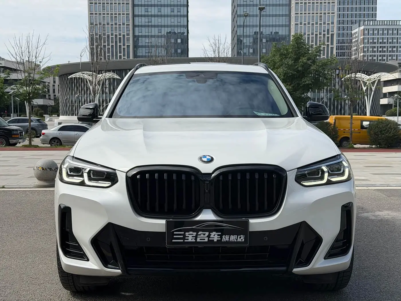 BMW X3 2022 — Photo 2/20