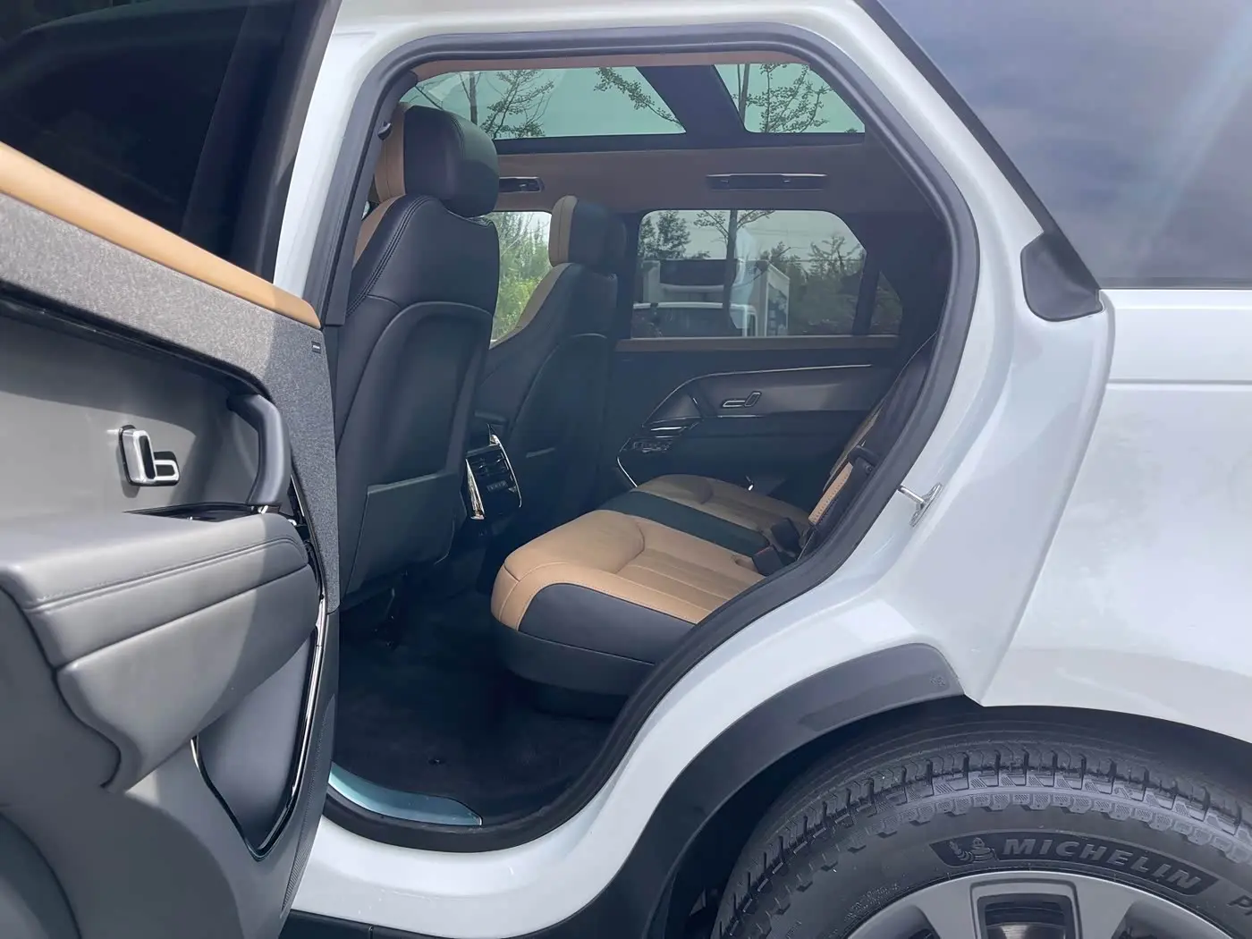 Land Rover Range Rover Sport 2023 — Şəkil 6/9