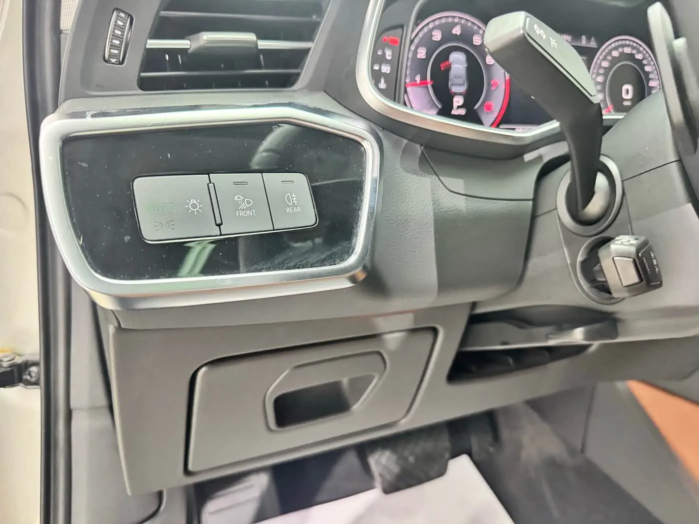 Audi A6L 2019 — Photo 15/20