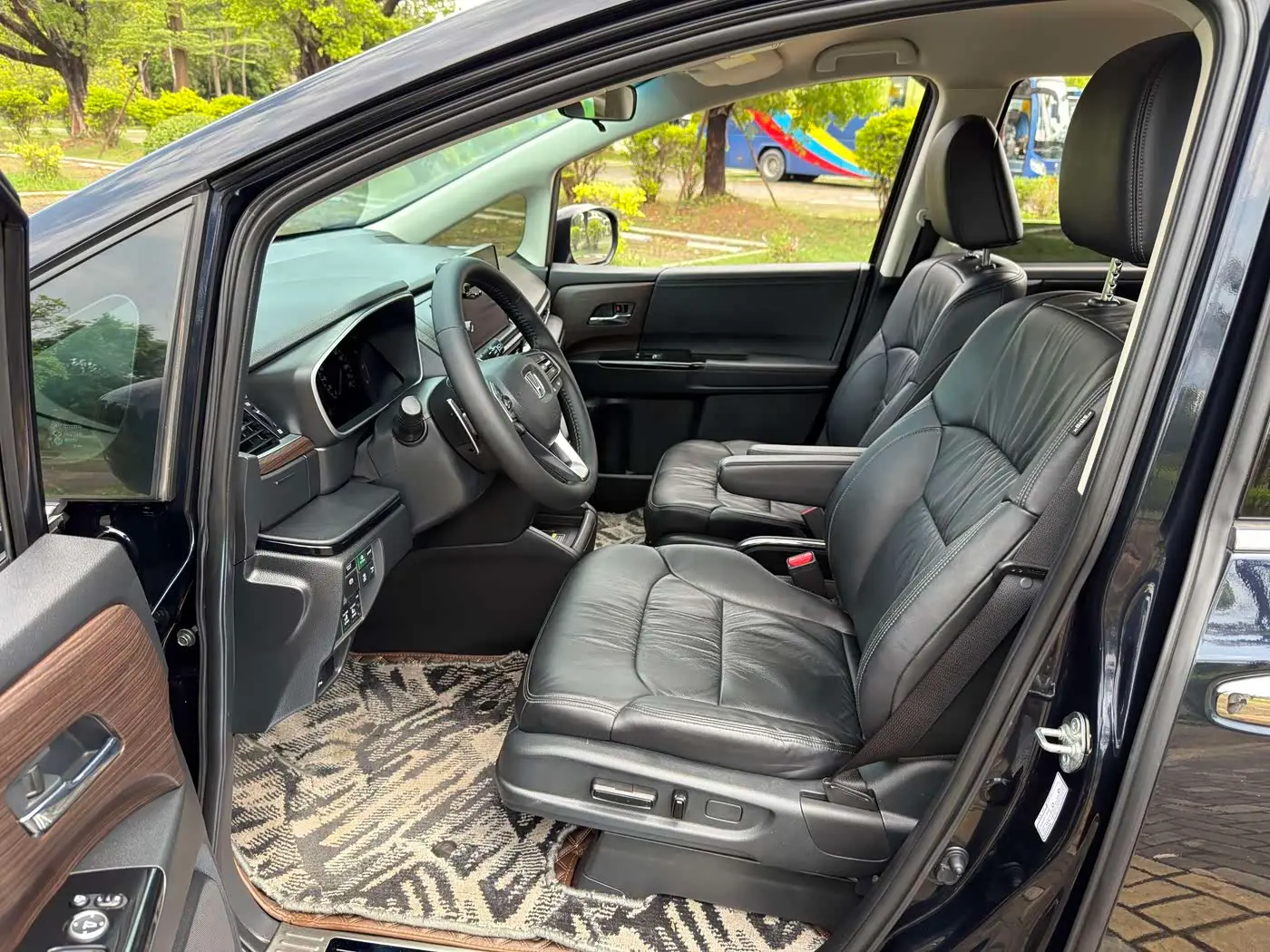 Honda Odyssey 2023 — Фото 8/9
