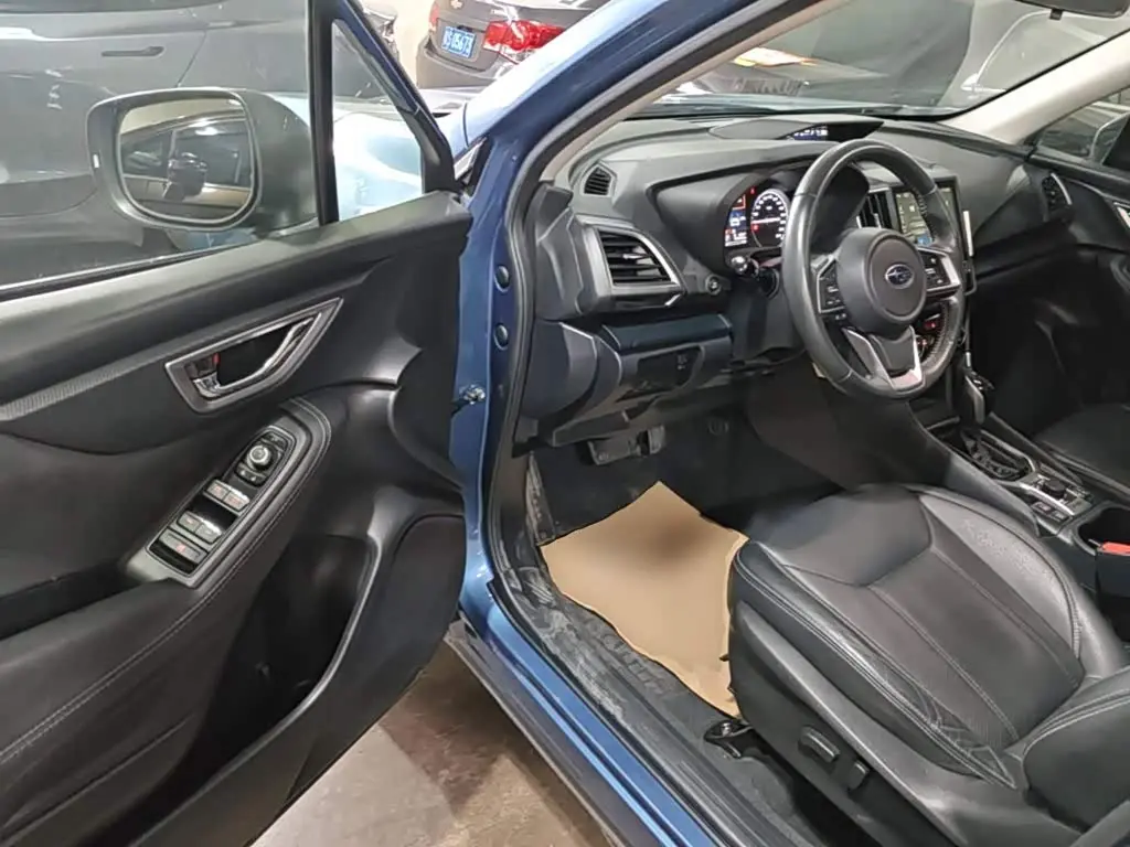 Subaru Forester 2020 — Фото 16/20