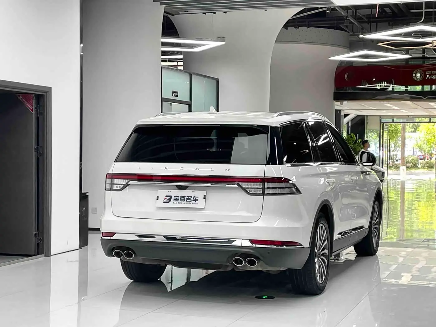 Lincoln Aviator 2020 — Photo 12/19