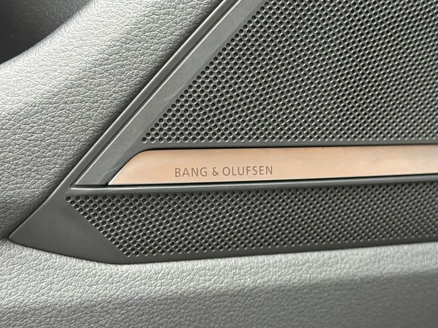 Audi A6L 2023 — Photo 15/20