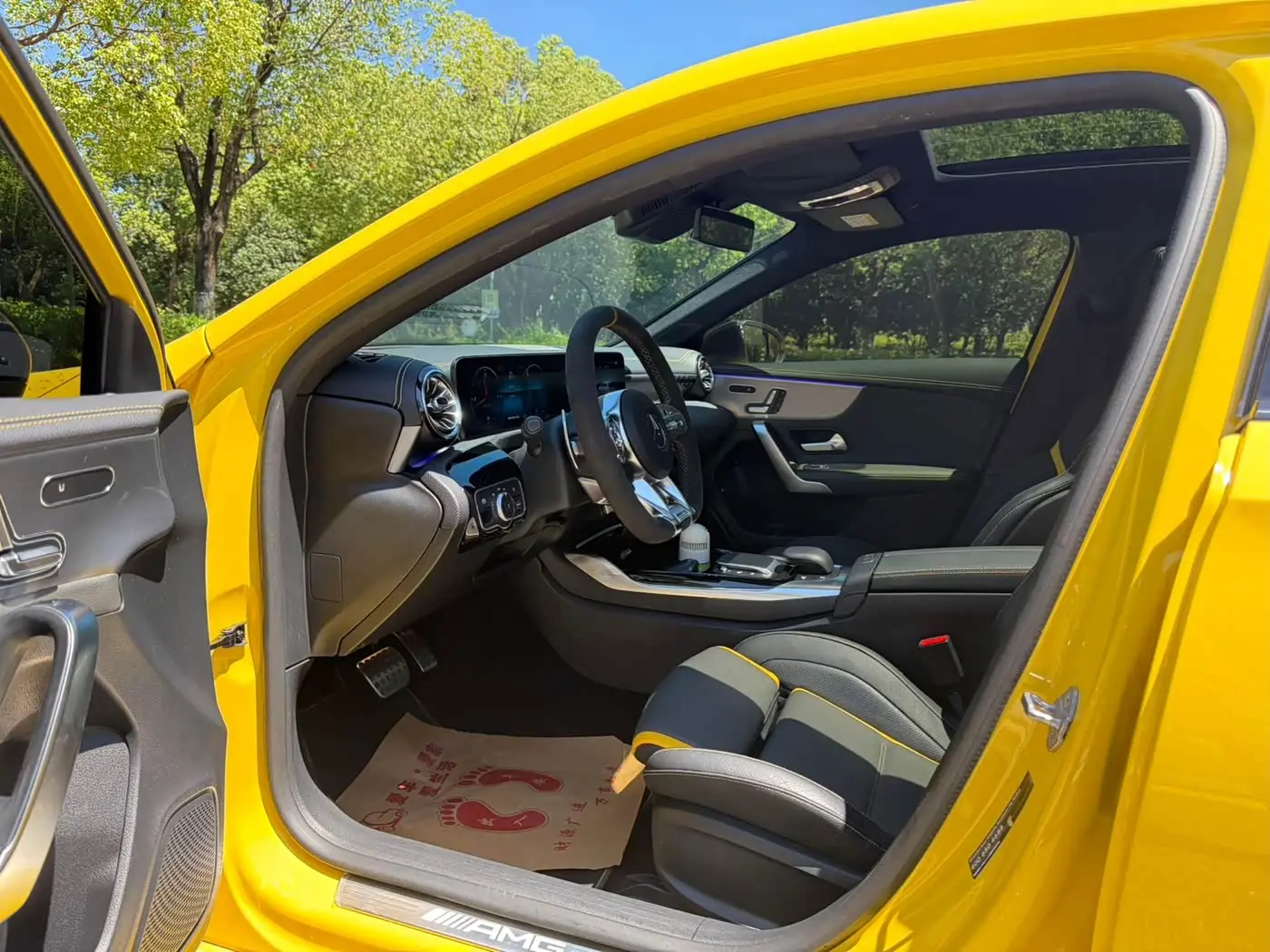 Mercedes-Benz A-Class AMG 2021 — Photo 10/18