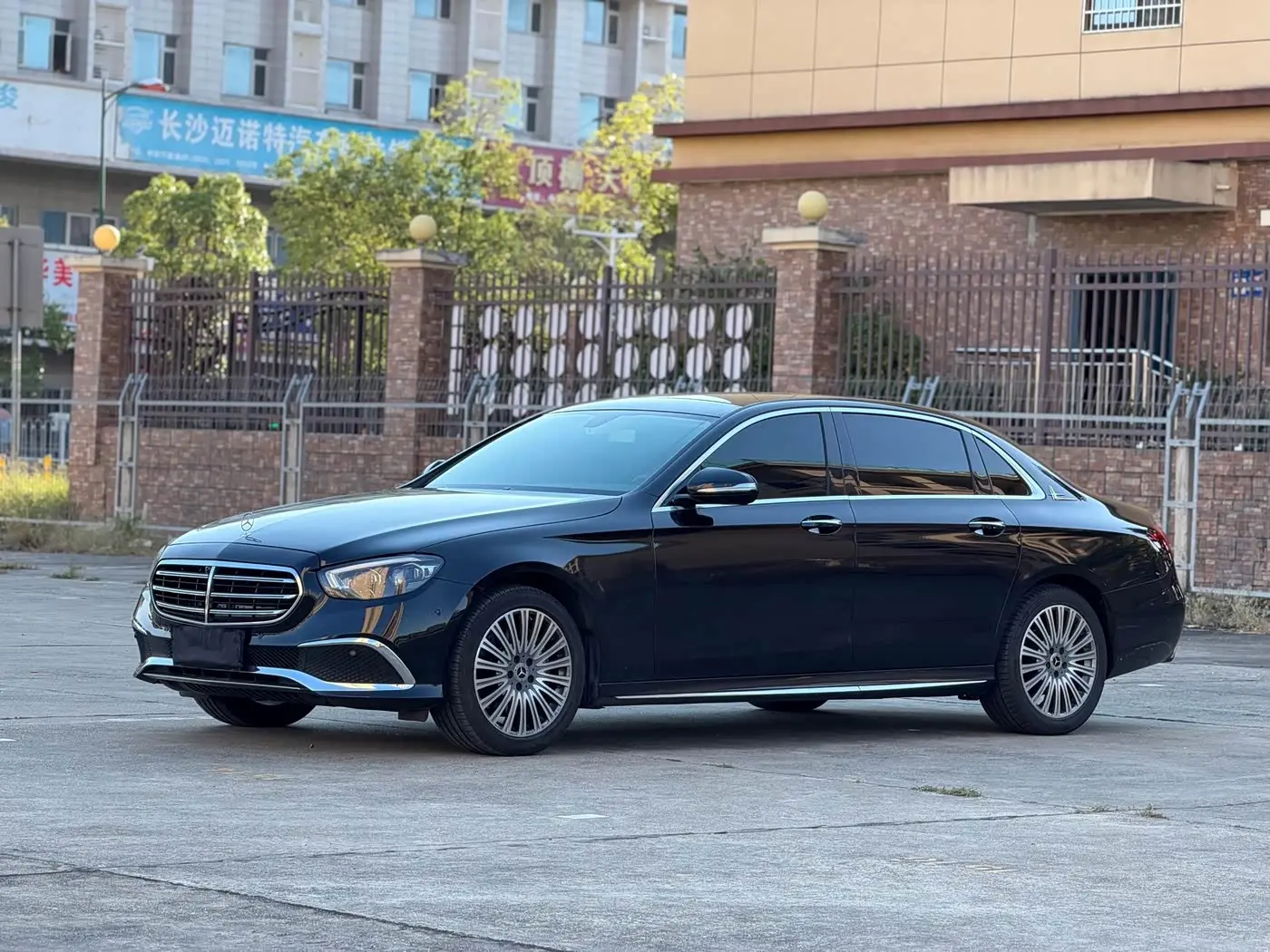 Mercedes-Benz E-Class 2020 — Фото 2/16