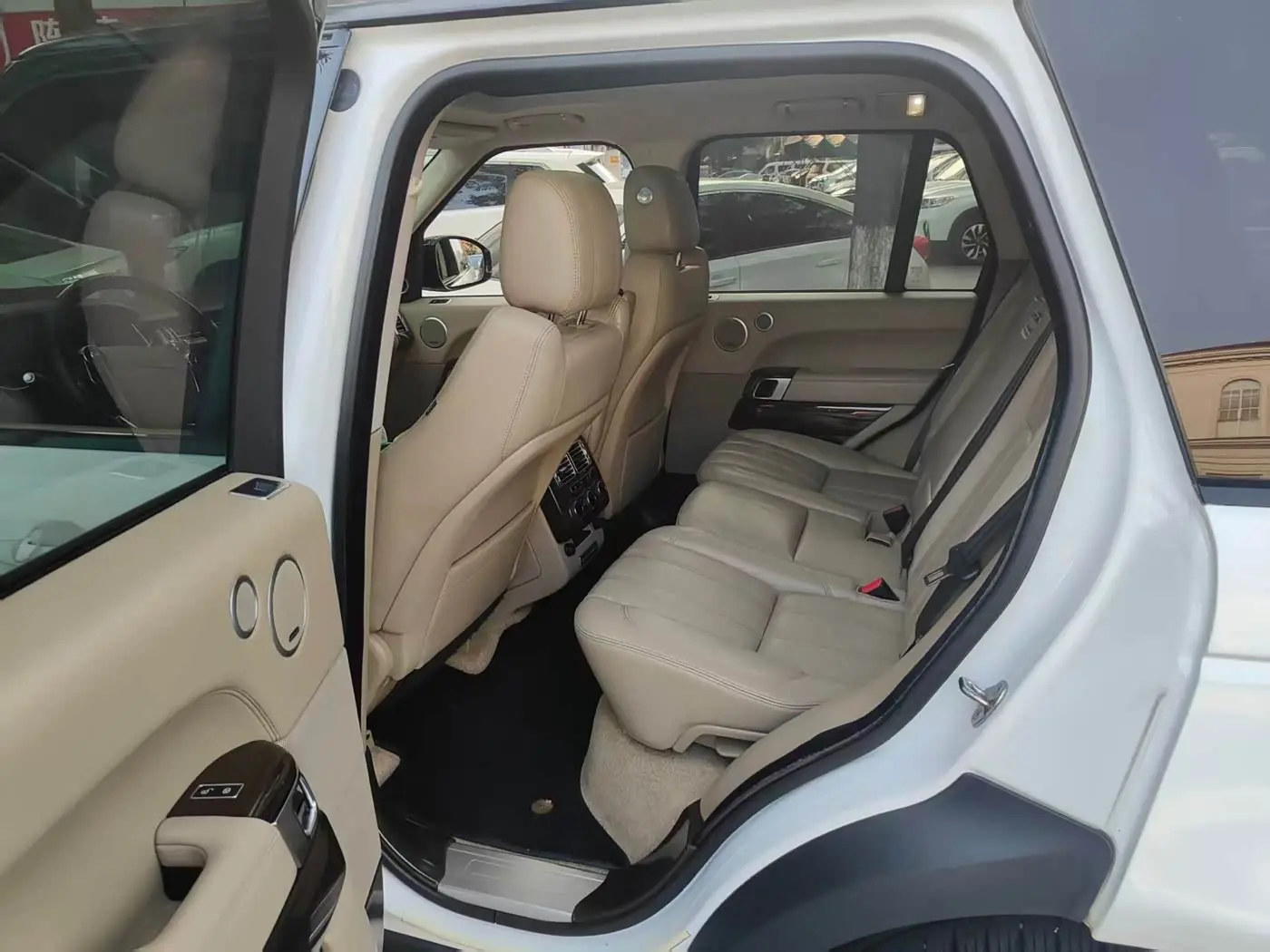 Land Rover Range Rover 2014 — Photo 3/9