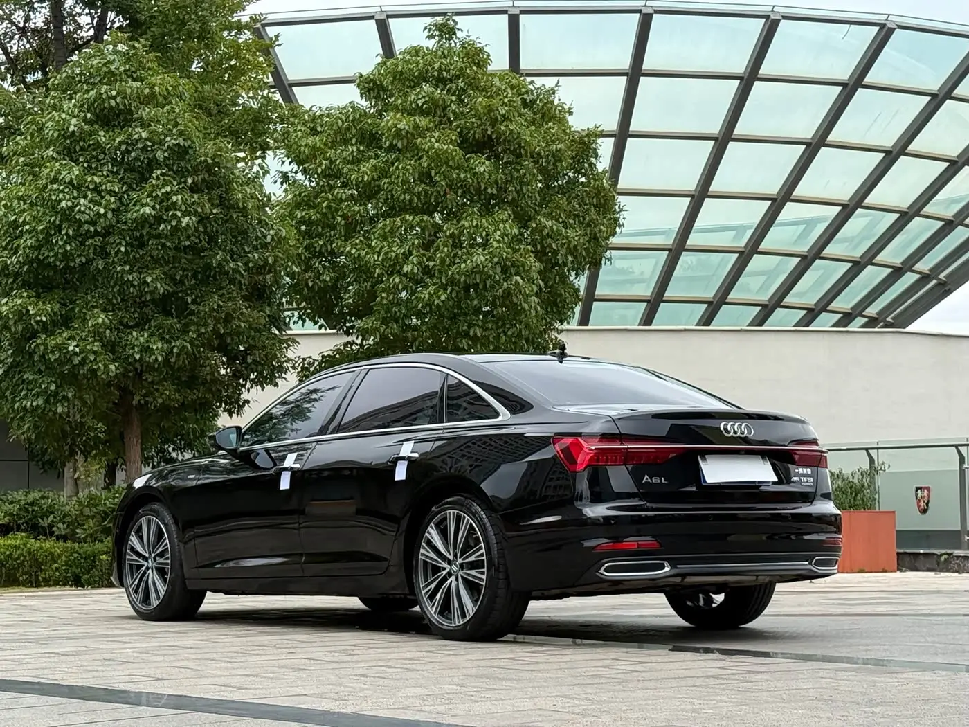 Audi A6L 2021 — Photo 9/20