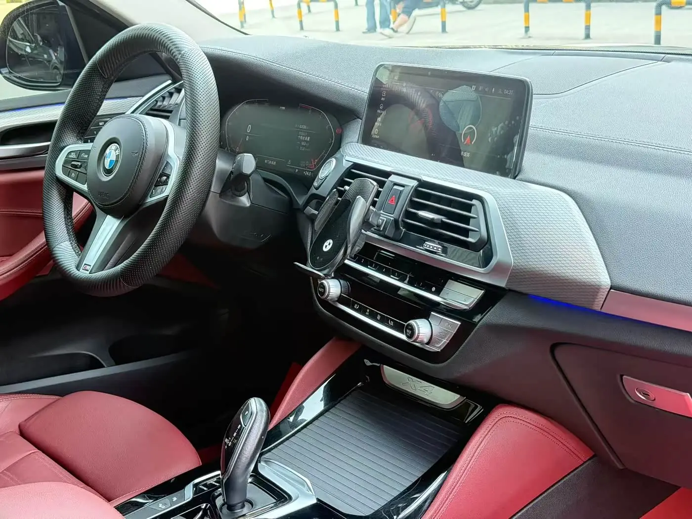 BMW X4 2021 — Фото 6/9