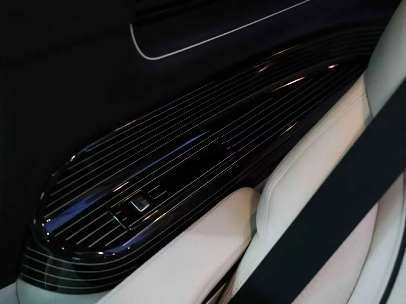 Mercedes-Benz Vito 2022 — Photo 14/20