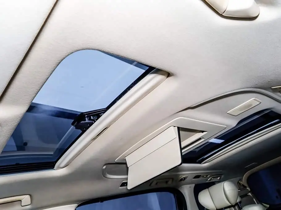 Toyota Alphard 2021 — Photo 20/20