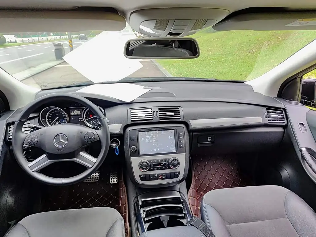 Mercedes-Benz R-Class 2016 — ფოტო 10/11