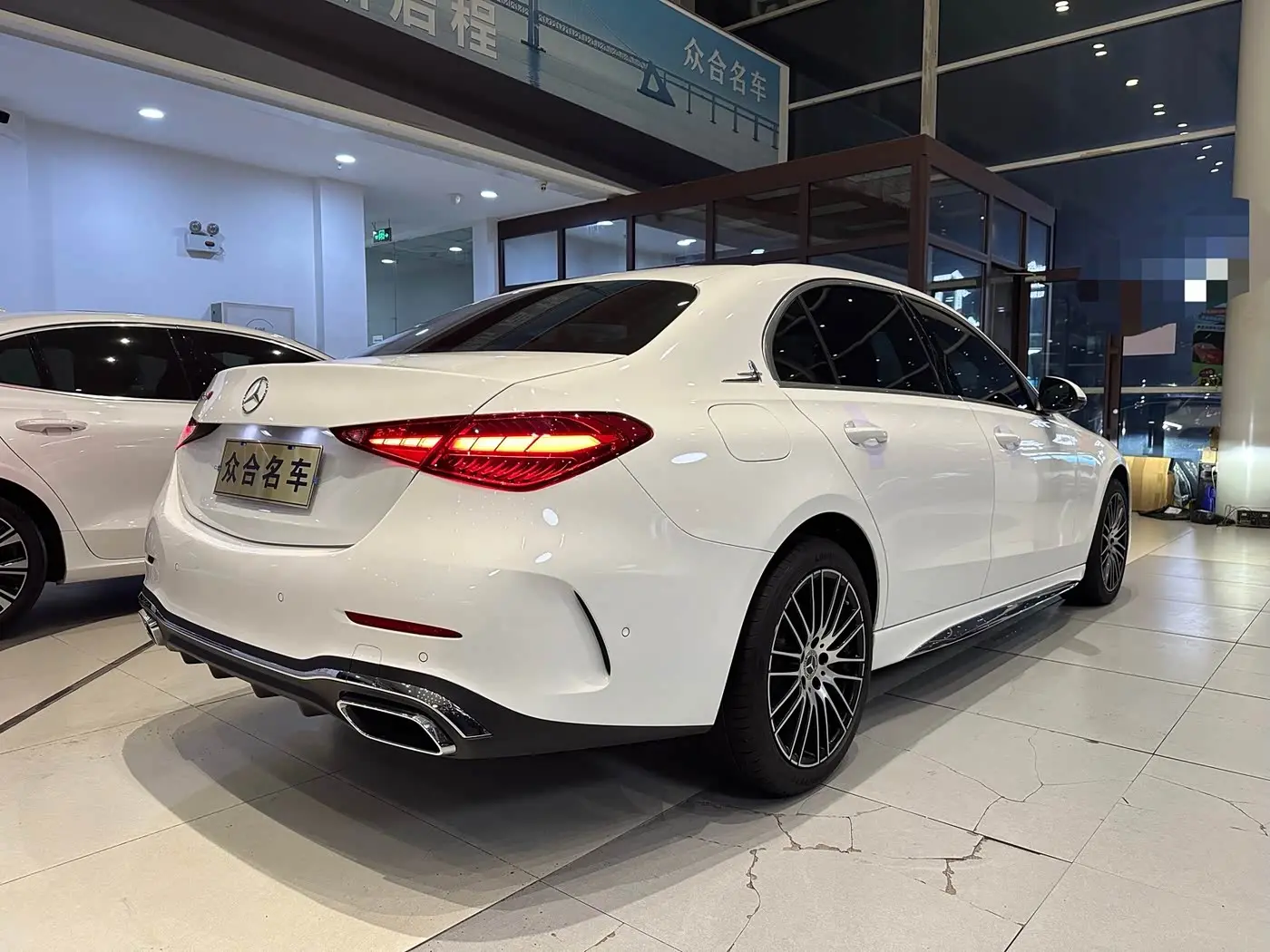 Mercedes-Benz C-Class 2025 — Фото 7/20